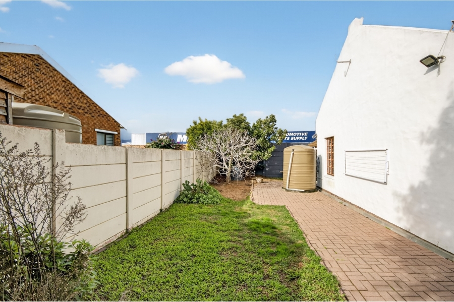 3 Bedroom Property for Sale in Strand South Western Cape